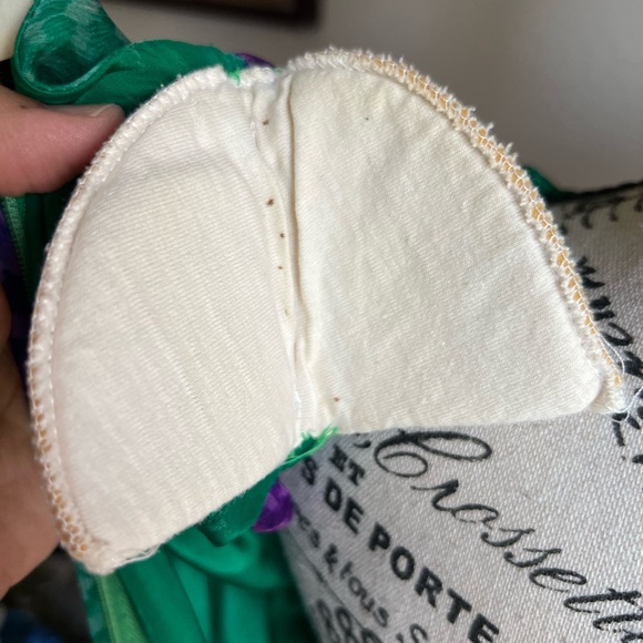 Vintage 100% pure silk made in India fit & flare purple n green dress Sz 10 - Picture 4 of 10